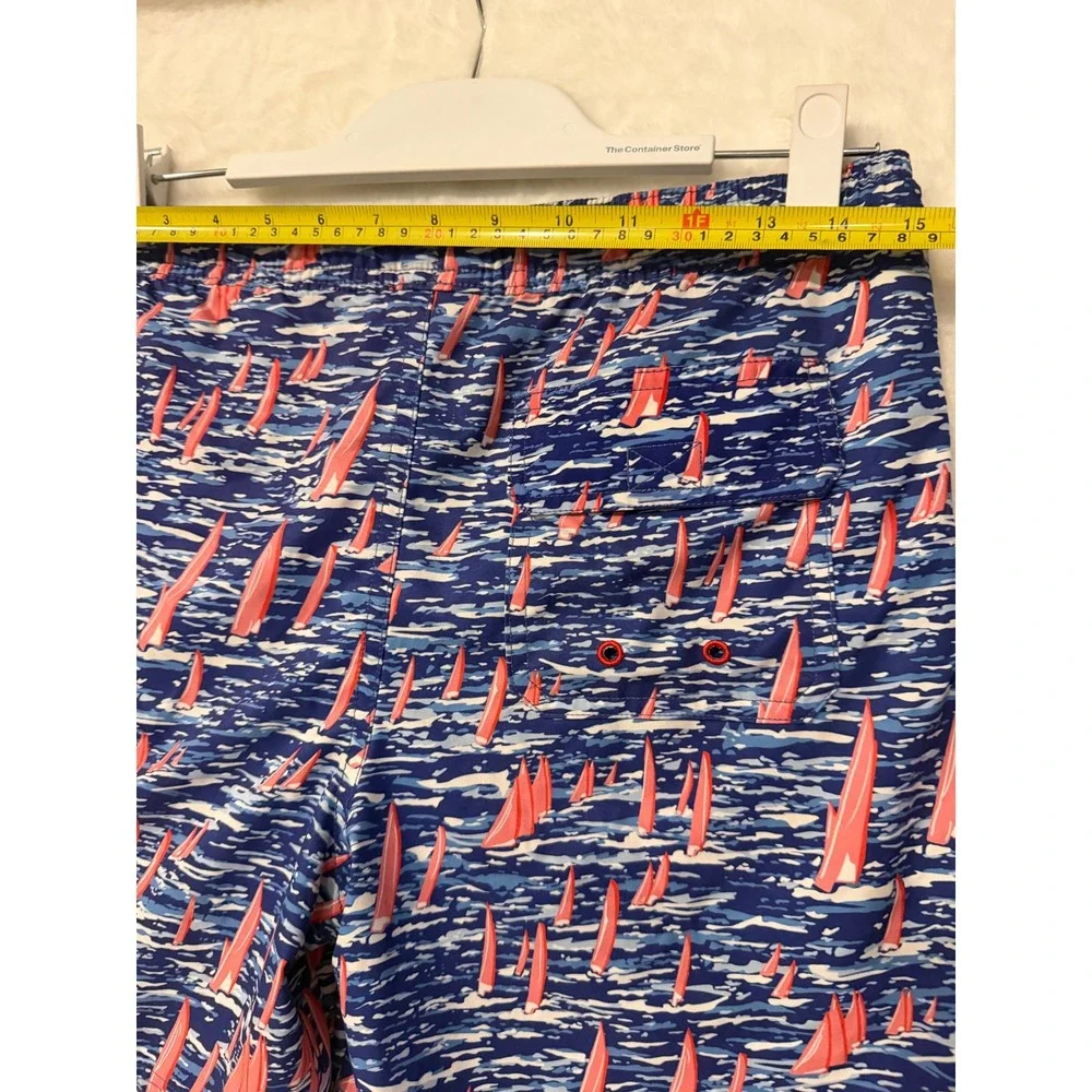 Vineyard Vines Boys Sailboat Print Swim Trunks Size Medium 12/14 6 Inch Inseam